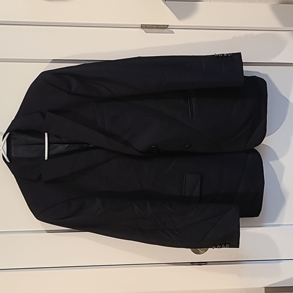 Mantoni suit coat​‎